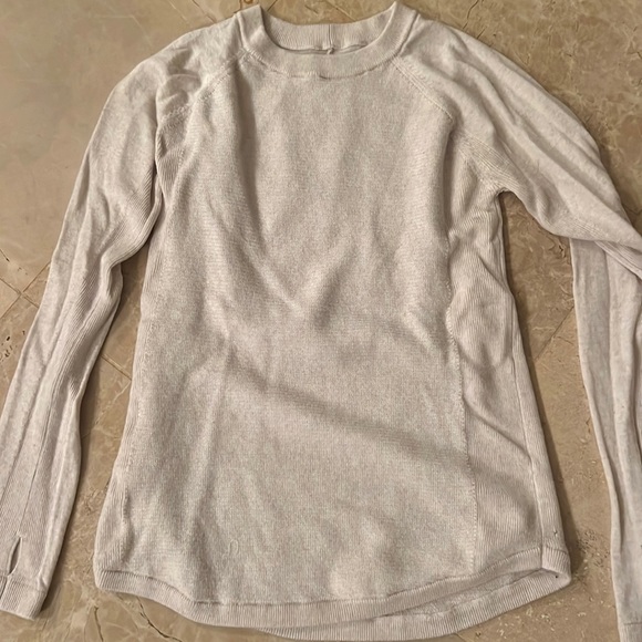 Lululemon sweater - Picture 1 of 4